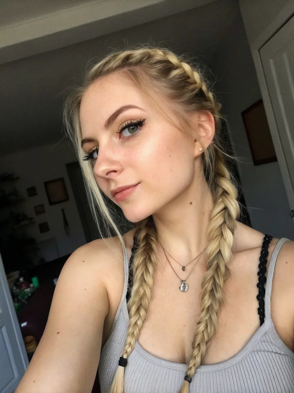 Nora